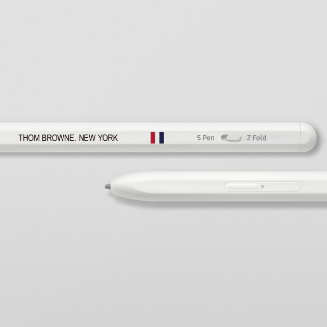 05_007_Thom Browne 3rd Edition_S Pen Pro_Product_Detail_1x1_JPG_210721_H